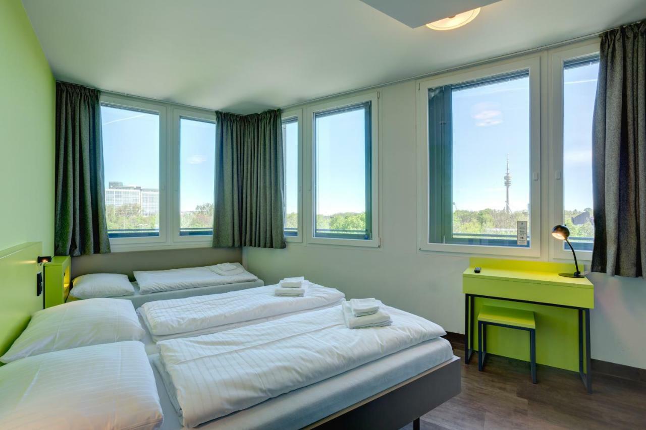 Meininger Hotel Muenchen Olympiapark מראה חיצוני תמונה