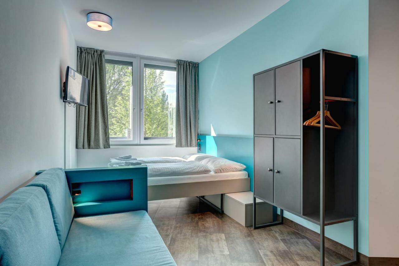 Meininger Hotel Muenchen Olympiapark מראה חיצוני תמונה