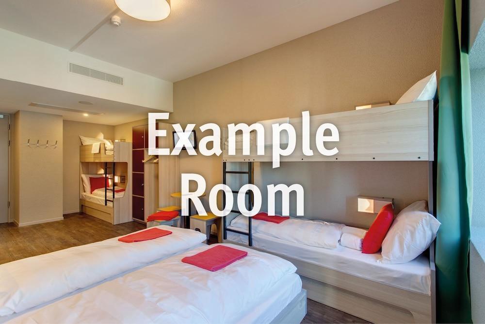 Meininger Hotel Muenchen Olympiapark מראה חיצוני תמונה