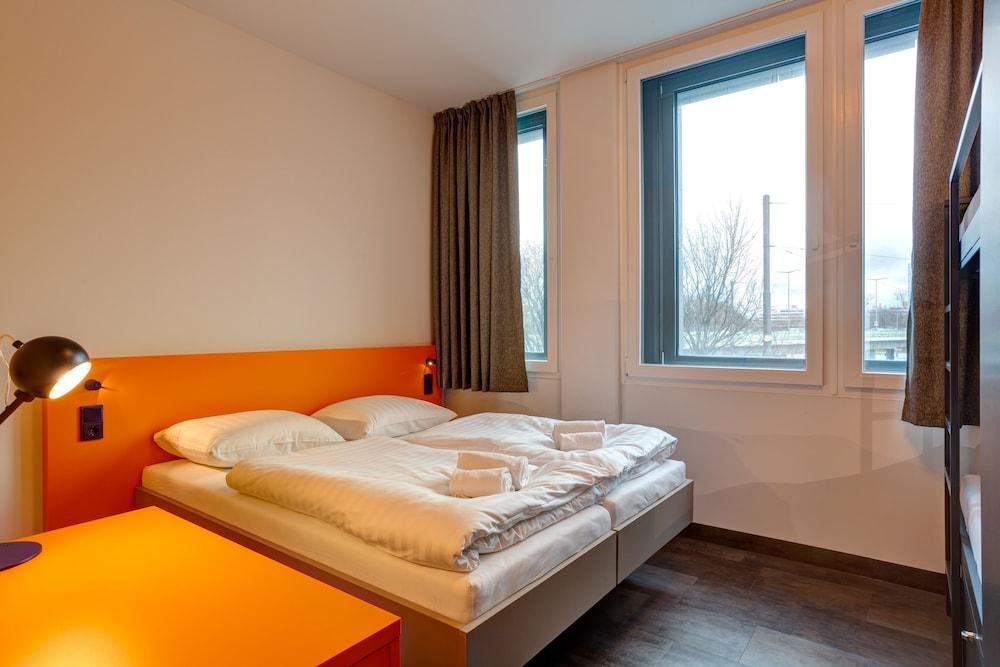 Meininger Hotel Muenchen Olympiapark מראה חיצוני תמונה